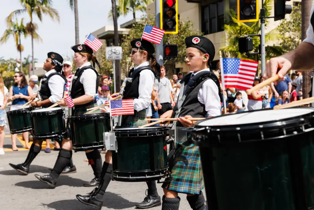 Drummers of the Cameron Highlanders participate in the Independence Day...